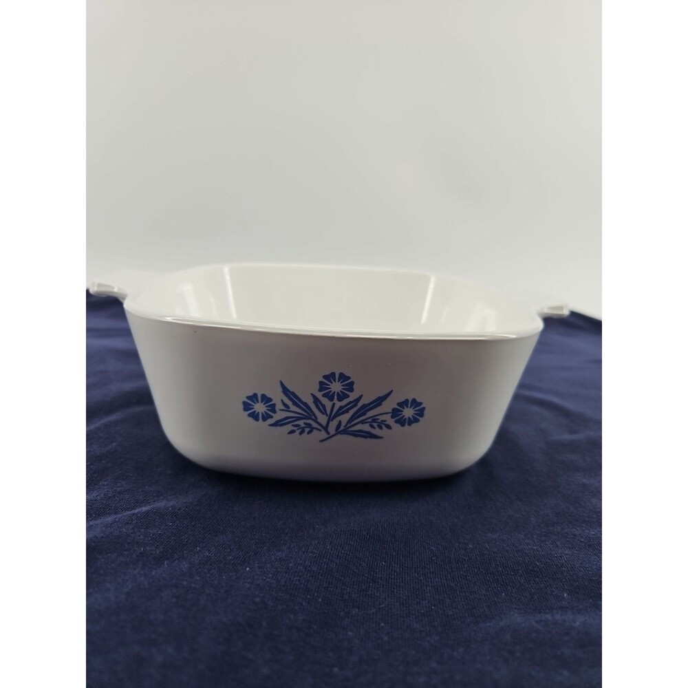 Vintage Corning Ware Blue Cornflower Casserole Dish 1.5 Quart (P-1 1/2-B)